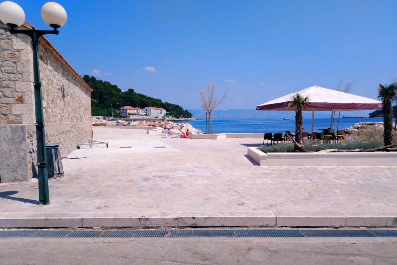 Holiday House With A Parking Space Svirce, Hvar - 17682 Vrbanj エクステリア 写真