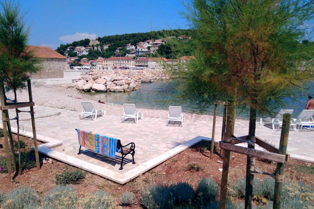 Holiday House With A Parking Space Svirce, Hvar - 17682 Vrbanj エクステリア 写真
