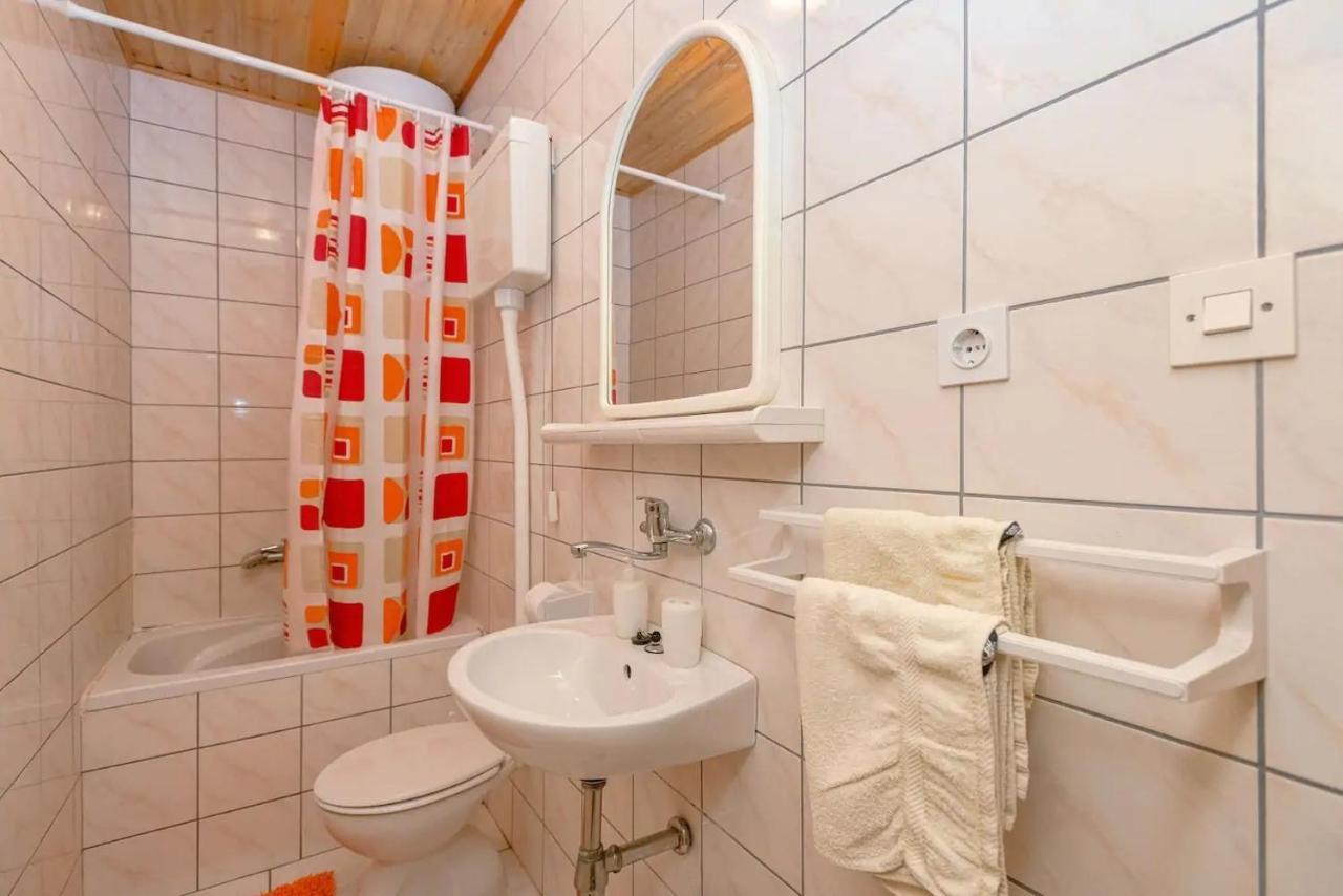 Holiday House With A Parking Space Svirce, Hvar - 17682 Vrbanj エクステリア 写真